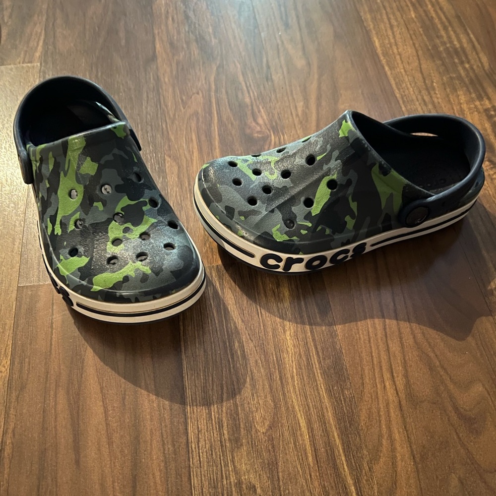 Crocs EUC